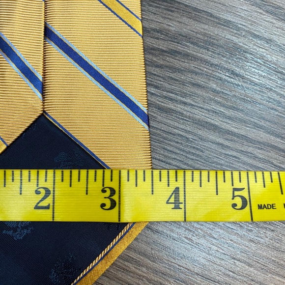 Brooks Brothers NWT Gold w/ Blue Stripe Tie - Picture 4 of 5